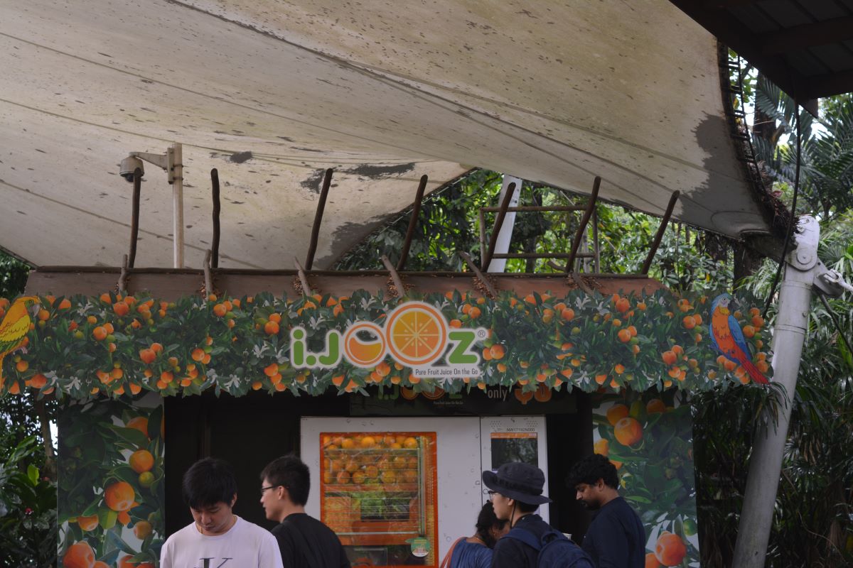 i-jooz-at-Jurong-Bird-Park-Singapore