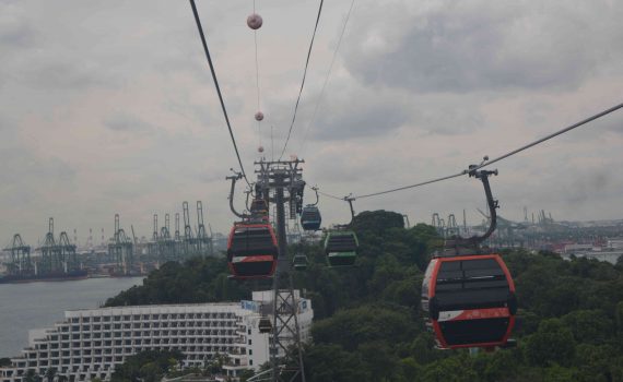 Cable car view in Singapore -12