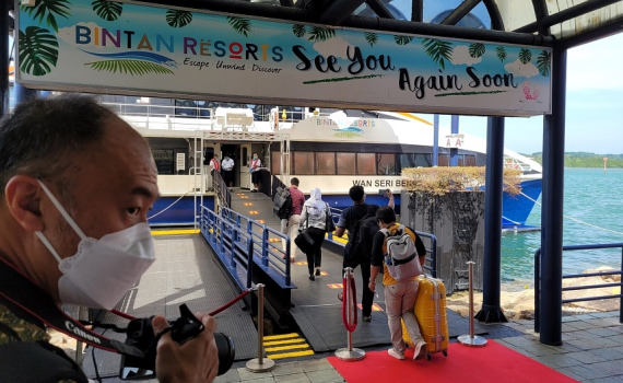 Visa-free entry for Singapore PR holders to Indonesia